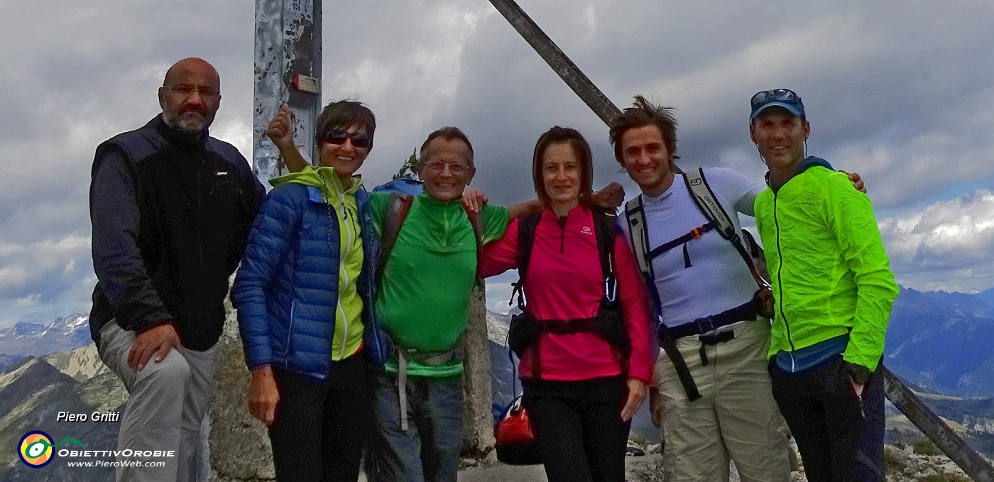 79 Bell'incontro con amici alpinisti, saliti in arrampicata.jpg -                                